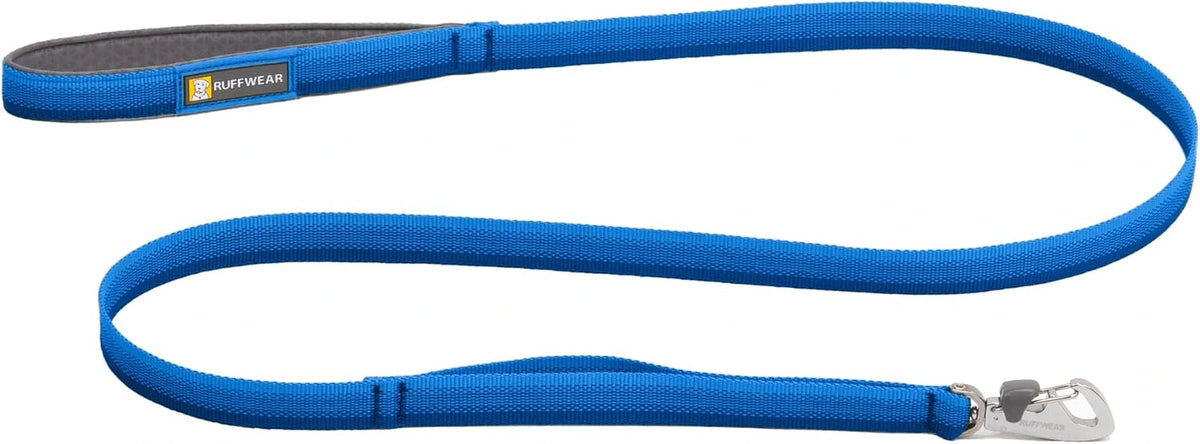5-foot Front Range dog leash, practical for everyday use.